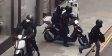 robbers scooter