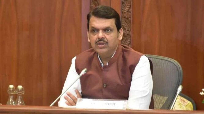 cm fadnavis