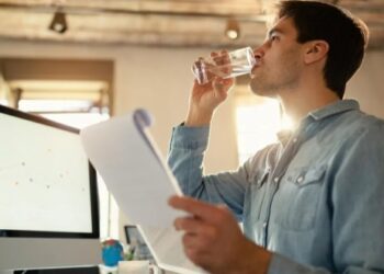 5 habits can keep you away from diseases during the rainy season