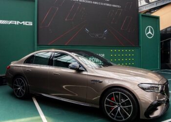 Mercedes-AMG E 53 Hybrid