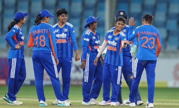 woman cricket team